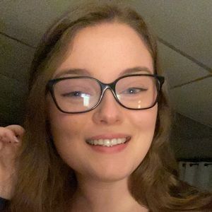 Meet your Posher, Alina